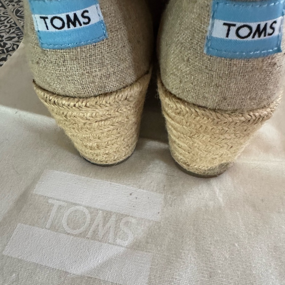 Toms Natural Woven Wedges